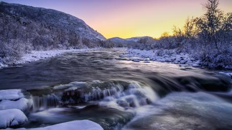 Winter River Serenity in Nature's Embrace wallpaper