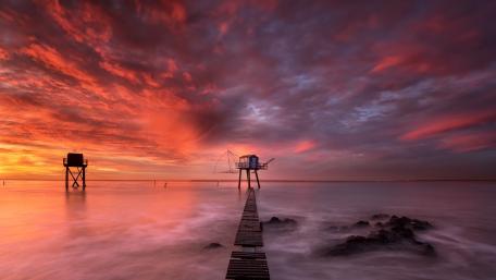 Tranquil Sunset Over Fisherman's Tower wallpaper