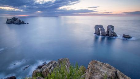 Majestic Sea Stack at Dusk wallpaper