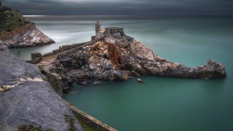 Church of Saint Peter at the coast of Portovenere wallpaper