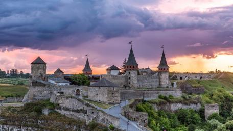 Kamianets-Podilskyi Castle wallpaper