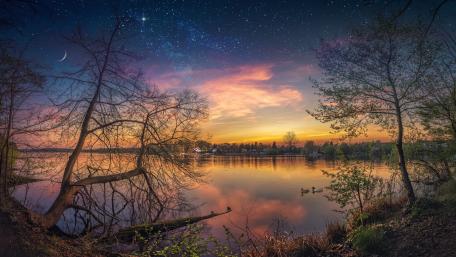 Starry Tranquility Over Serene Lake wallpaper