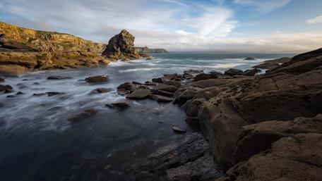 Coastal Serenity and Tranquil Waters wallpaper