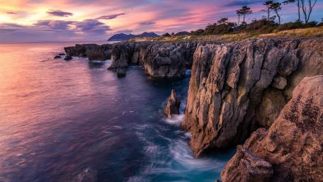 Serene Coastal Sunset View wallpaper