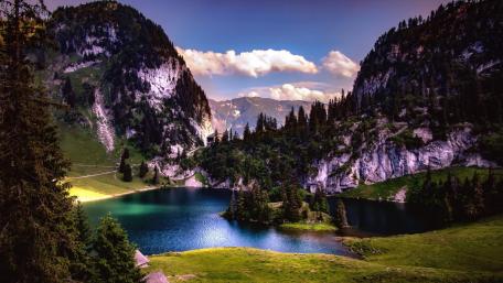 The Hinterstockensee and the Stockhorn wallpaper