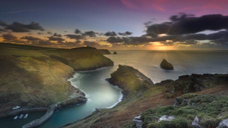 Majestic Coastal Sunset View wallpaper