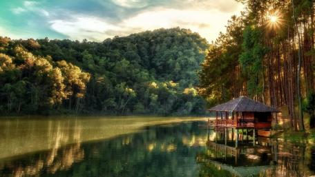 Tranquil Overwater Bungalow on a Serene Lake wallpaper