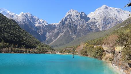 Jade Dragon Snow Mountain wallpaper
