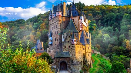 Burg Eltz (Eltz Castle) wallpaper