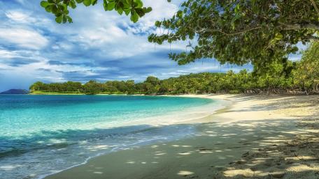 Serene Beachfront Paradise Awaits You wallpaper