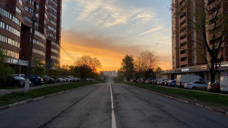 Serene City Sunset View wallpaper