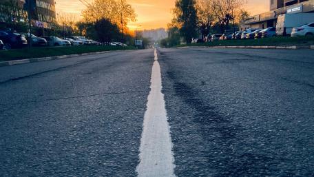 Lonely Road at Sunset in the City wallpaper