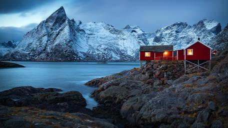 Red houses wallpaper