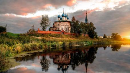 The Annunciation Monastery, Dunilovo wallpaper