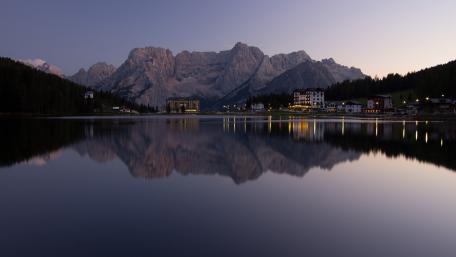 Lake Misurina wallpaper