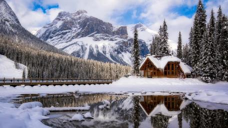 Emerald Lake Lodge, Canada wallpaper
