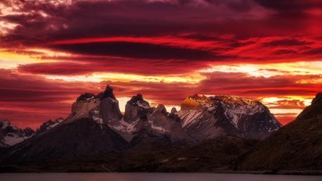 Torres del Paine National Park wallpaper