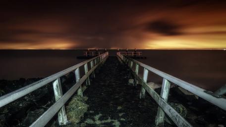 Twilight Serenity at the Pier wallpaper