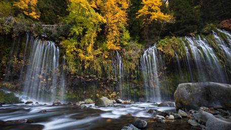 Mossbrae Falls wallpaper