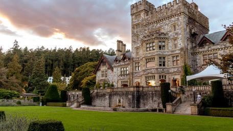 Hatley Castle wallpaper