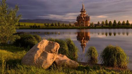 Temple by the lake, Altai wallpaper