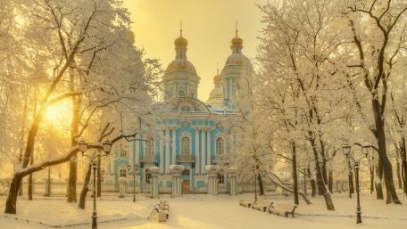 Winter Serenity in the City wallpaper