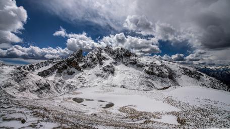 Snowy Dolomites wallpaper