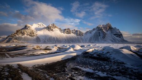 Vestrahorn (Vatnajokull National Park) wallpaper