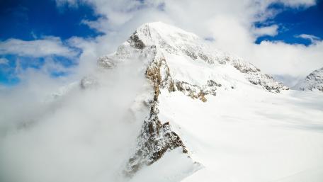 Majestic Snowy Mountain Peak Scene wallpaper