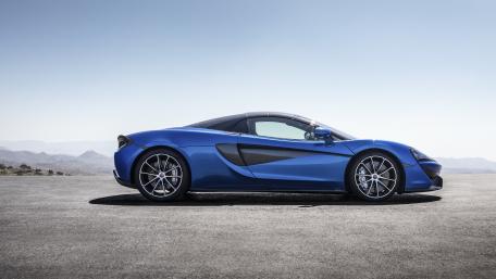 2018 McLaren 570S wallpaper