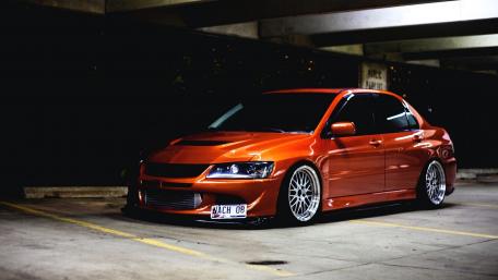 Mitsubishi Lancer Evo in Midnight Gloss wallpaper