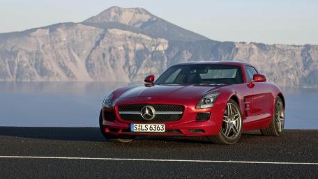 Dreamy Red Mercedes-Benz SLS AMG Wallpaper wallpaper