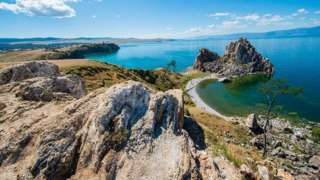 Shaman Rock on the Baikal Lake wallpaper