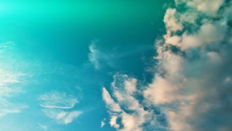 Clouds in the sky wallpaper