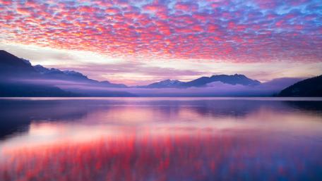 Pink clouds reflected on lake wallpaper