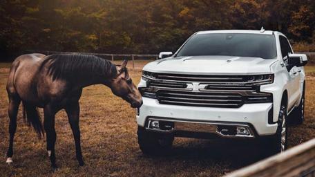 Chevrolet Cheyenne wallpaper