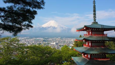 Mount Fuji from Arakurayama Sengen Park wallpaper