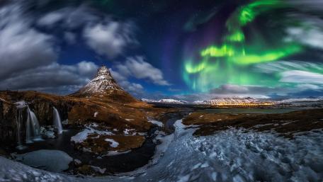 Polar lights from Snæfellsnes Peninsula wallpaper