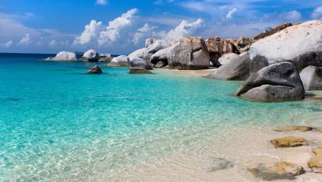 Serene Tropical Paradise Awaits You wallpaper