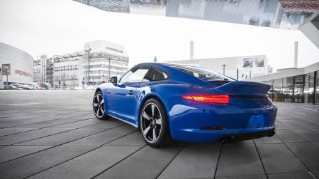 Exquisite Blue Porsche 911 GTS Wallpaper wallpaper