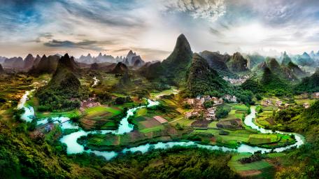 Surreal Guilin landscape wallpaper