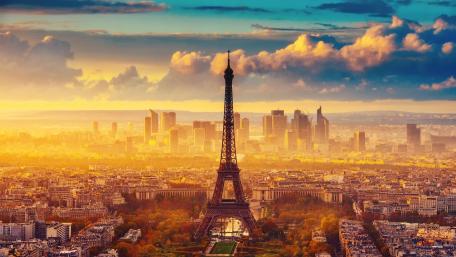 Eiffel Tower in autumn wallpaper
