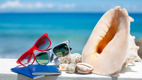 Summer Vibes by the Sea wallpaper