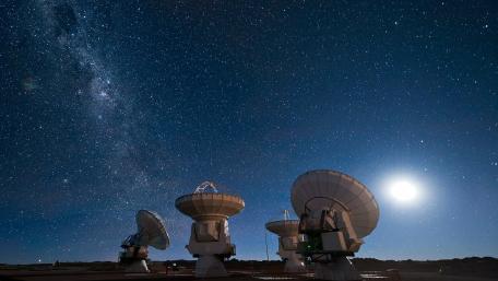 Atacama Large Millimeter Array - ALMA Radio Telescope wallpaper