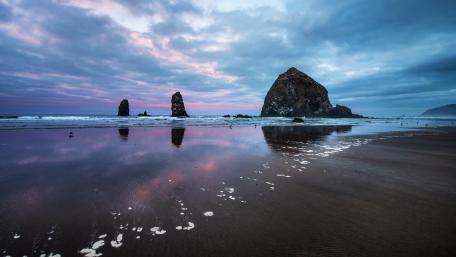 Haystack Rock wallpaper