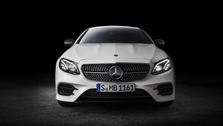 Sleek and Stylish Mercedes-Benz E-Class Wallpaper wallpaper