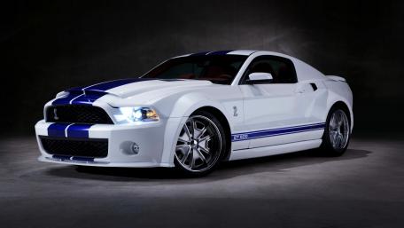 Shelby Mustang GT500 in Pristine White wallpaper