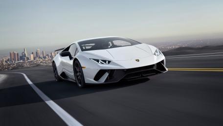 Lamborghini Huracan in Motion wallpaper
