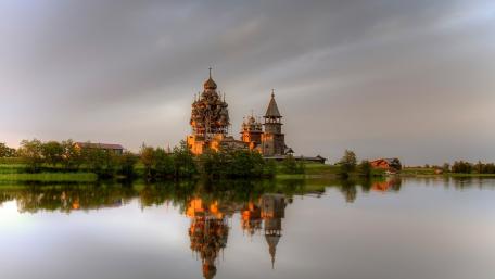 Kizhi Island (Tserkov 'Preobrazheniya Gospodnya) wallpaper