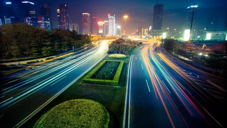 Vibrant City Lights in Motion wallpaper